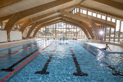 Schwimmhalle im Sportzentrum Gstaad