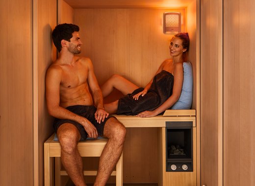 S1 Sauna MANUELL: Platz für zwei Personen