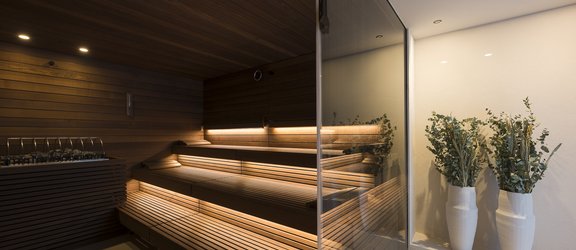 Amaris Suites